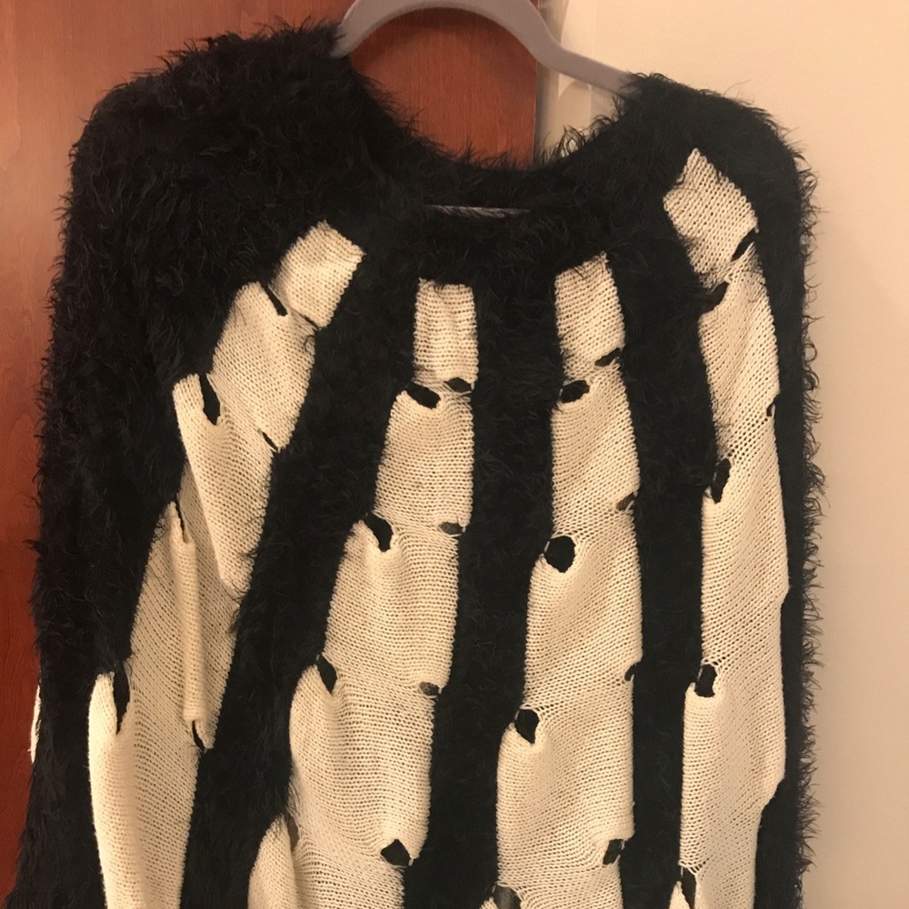Black Cream Sweater